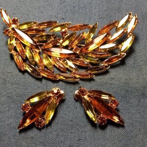 Vintage Juliana Style Brooch/Earrings